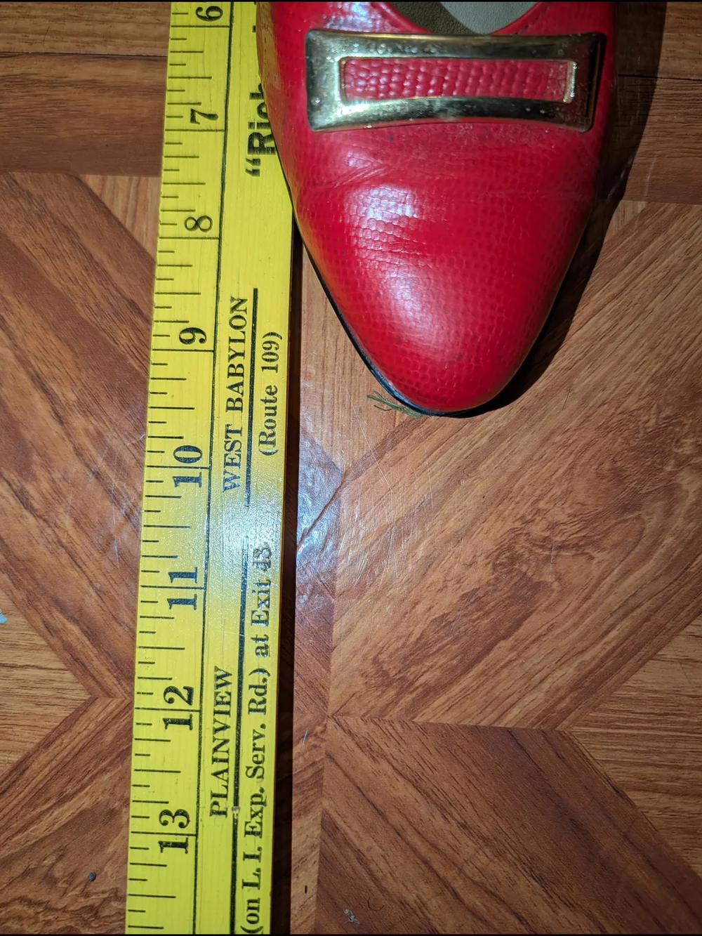 Red Women's Leather Heels with Gold Accent Plaque